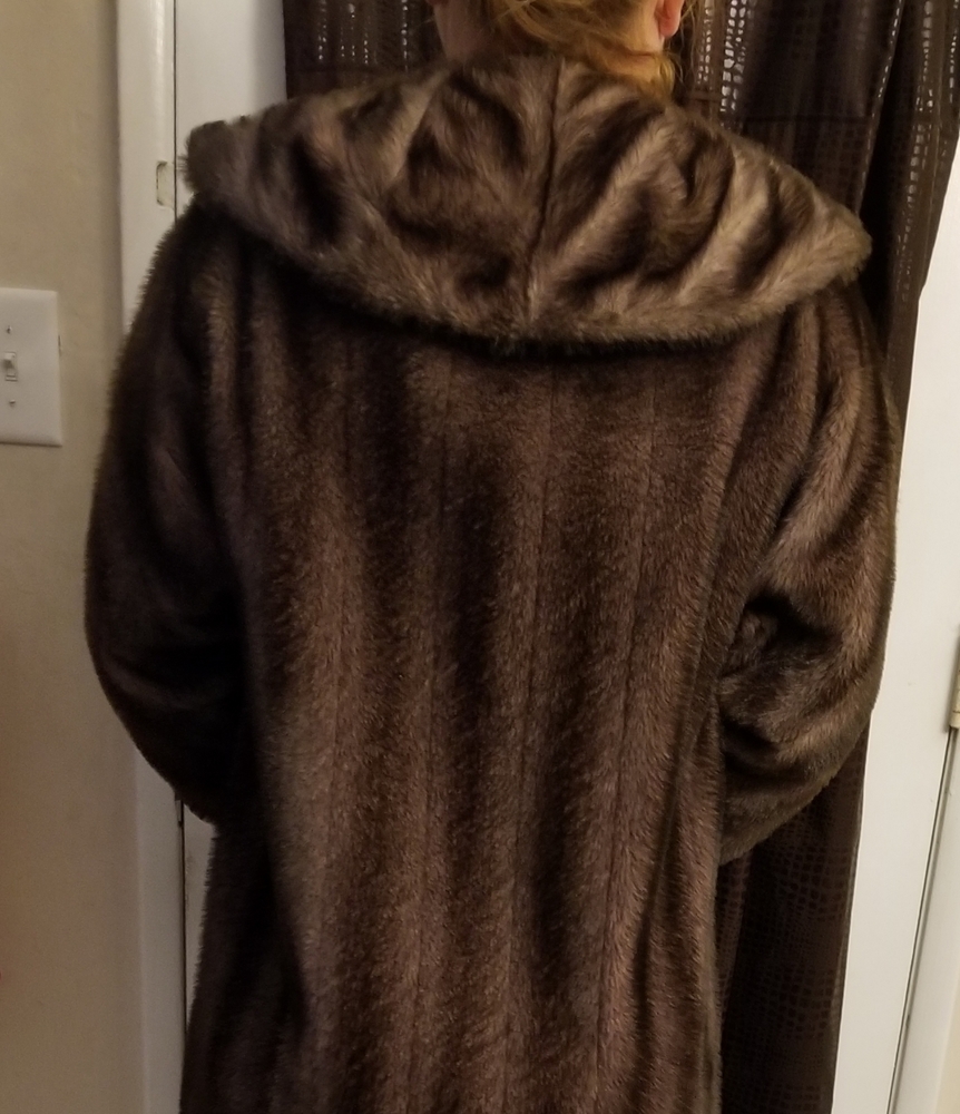 Coat - Picture 7 of 7